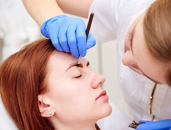 MedicalWellness_brauenfaerben